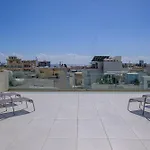 Downtown Sea View Penthouse 아파트 라르나카