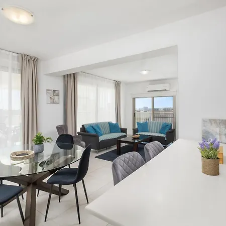 Downtown Sea View Penthouse 아파트 *